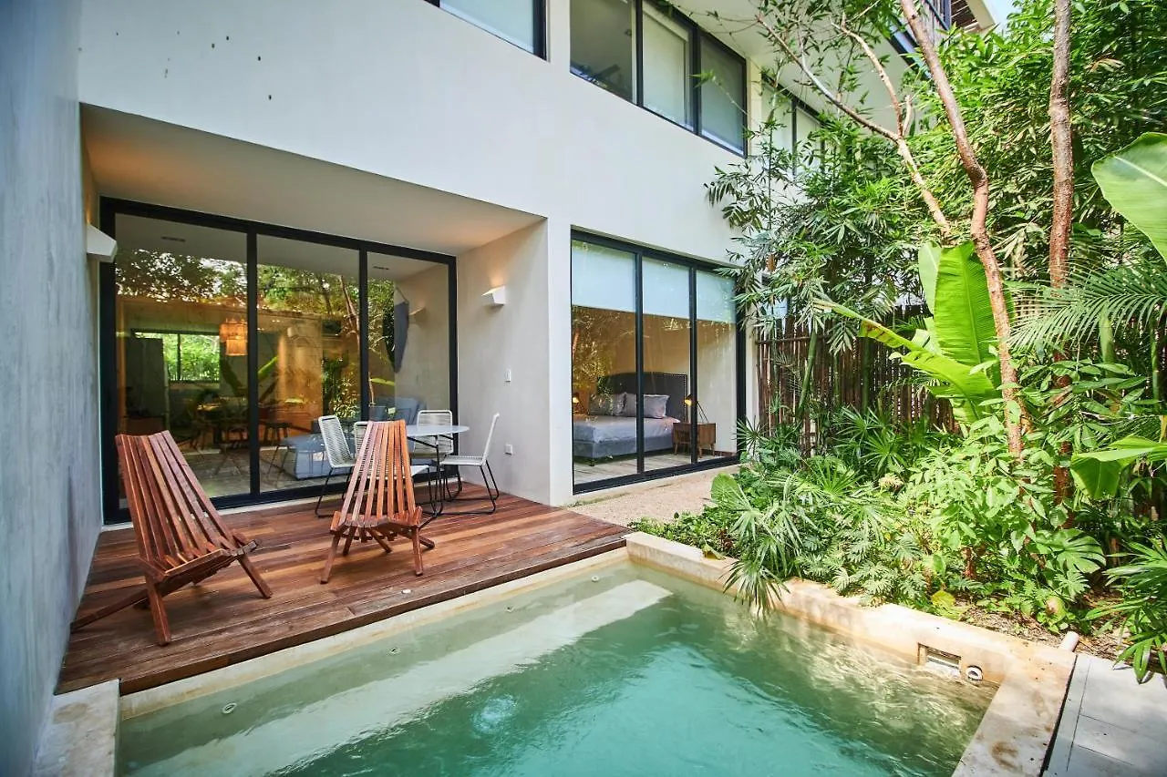 Odyssey - Private Plunge Pool & Beach Club Access location