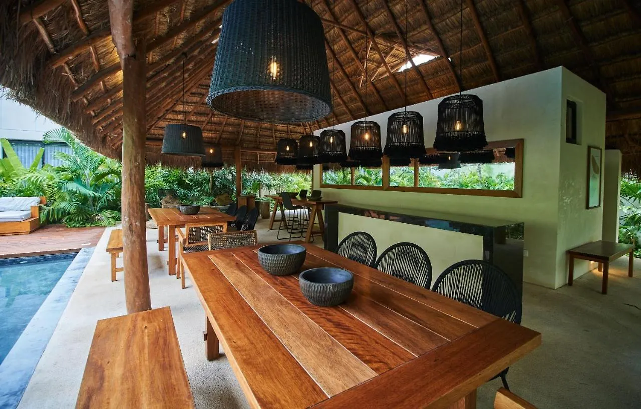 Odyssey - Private Plunge Pool & Beach Club Access Tulum